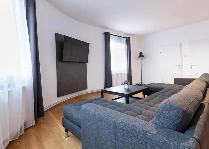 Mariahilfer Strasse Apartment
