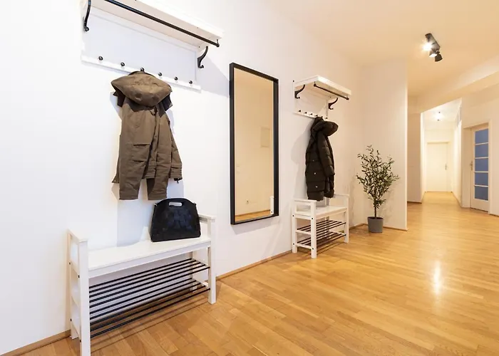 Mariahilfer Strasse Apartment Vienna
