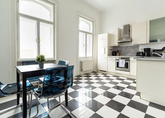 Mariahilfer Strasse Apartment Vienna