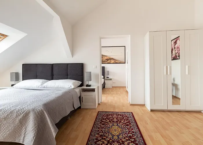 Mariahilfer Strasse Apartment Vienna